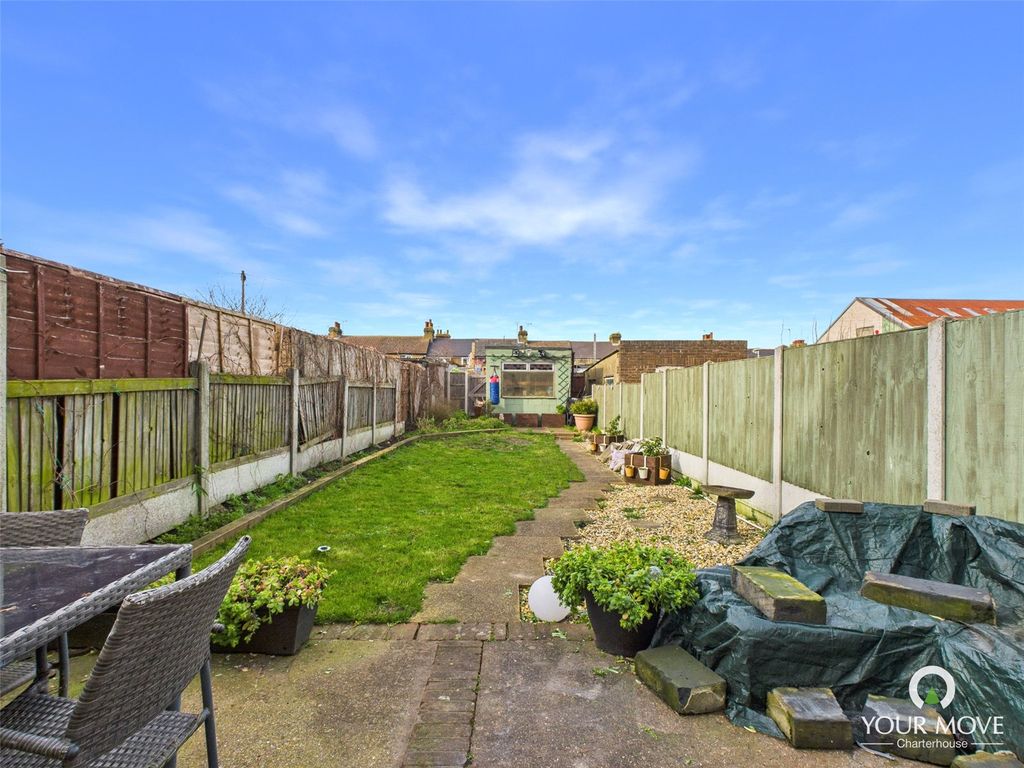 Property photo 3 of 15 Picture No. 08