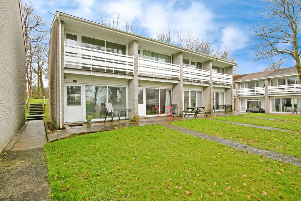 Property photo 1 of 25 Front