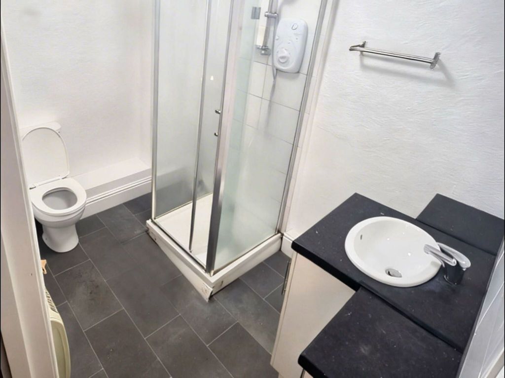 Property photo 3 of 3