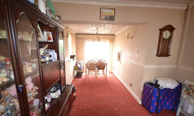 Property photo 2 of 5