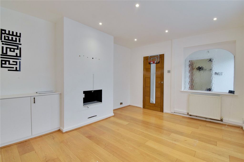 Property photo 3 of 11 Picture No. 09
