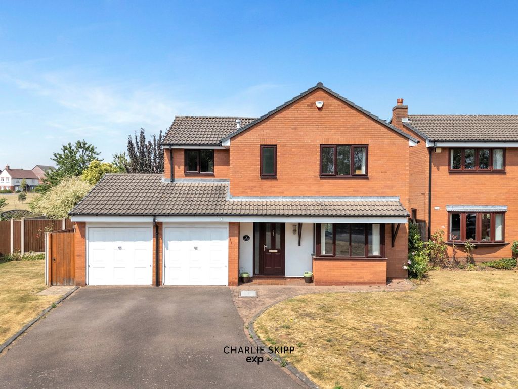 Property photo 1 of 28