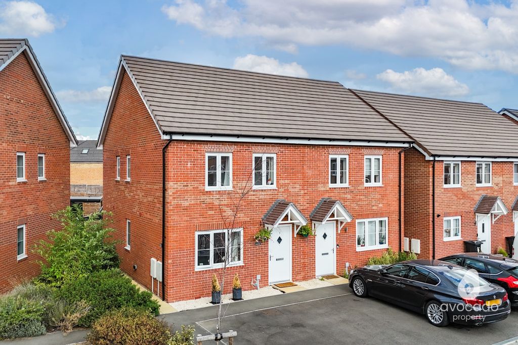 Property photo 1 of 16 4474880