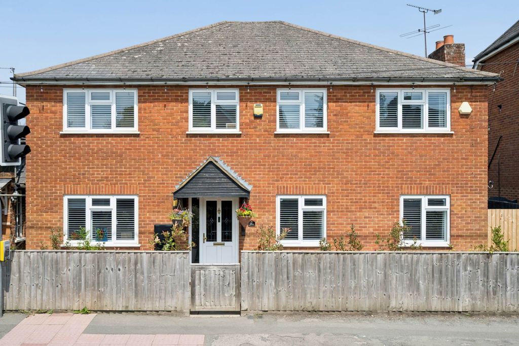 Property photo 1 of 23