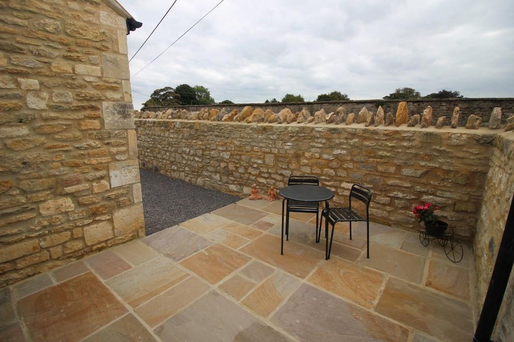 Additional image 21 of 3 bed barn conversion to rentMonkton Farleigh, Bradford-On-Avon BA15
