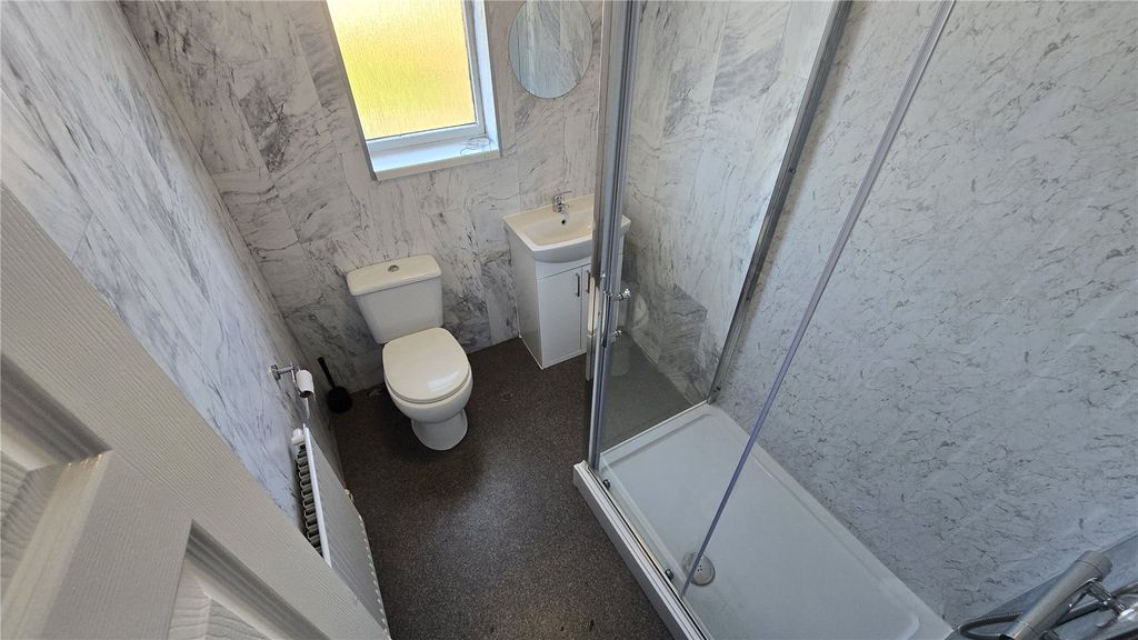 Property photo 3 of 8 Picture No. 01