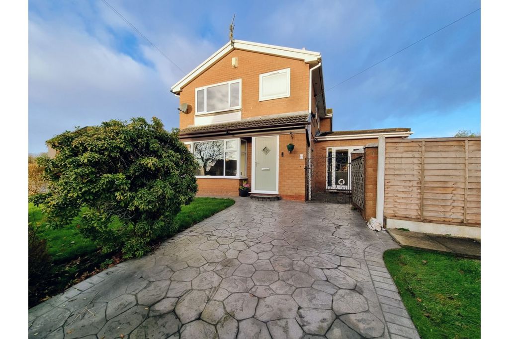 Property photo 1 of 19