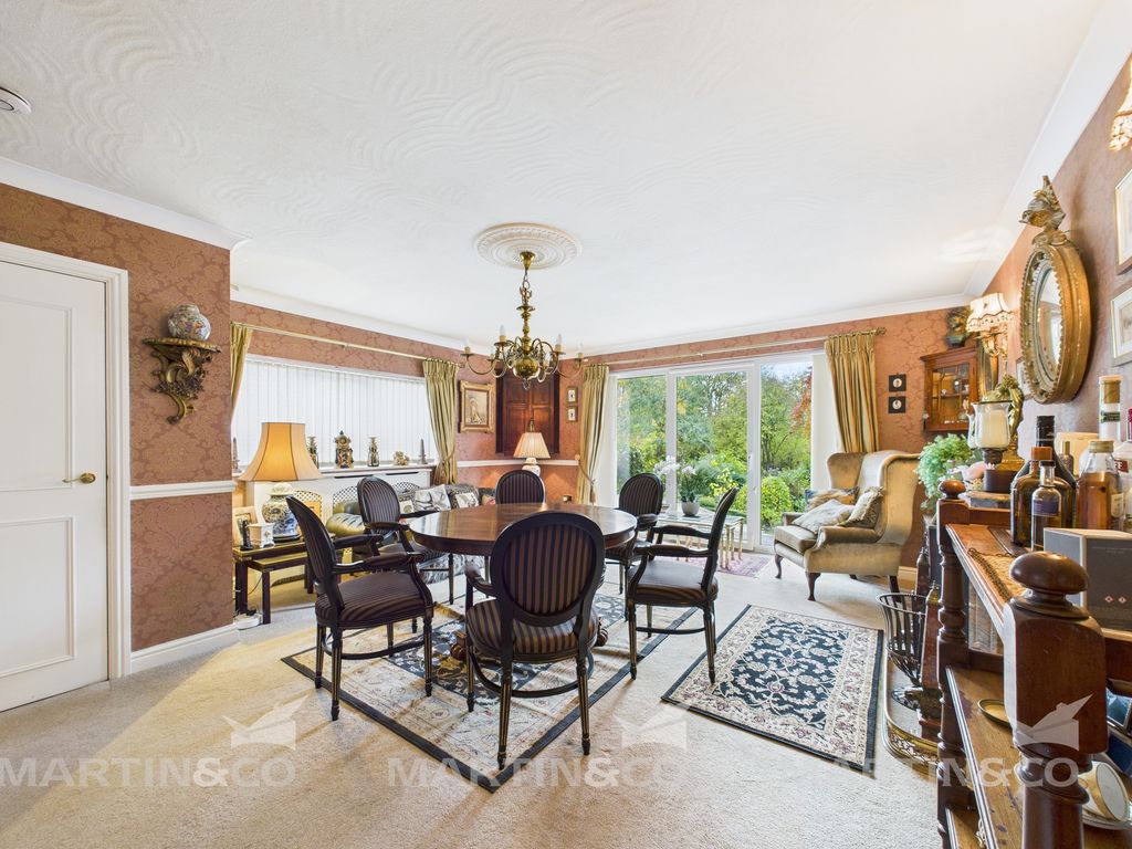 Property photo 3 of 17 Cam02406G0-Pr0531-Still026