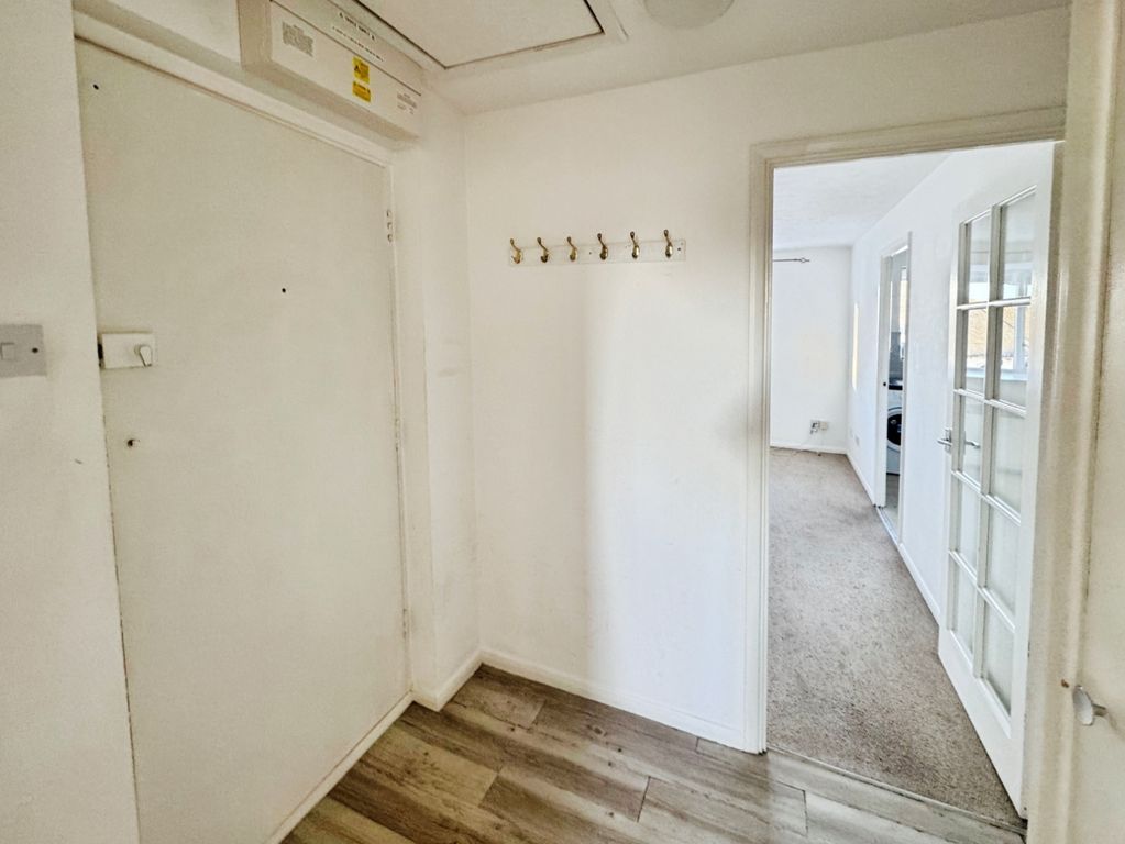 Property photo 2 of 7 Pbox-Img.Jpg