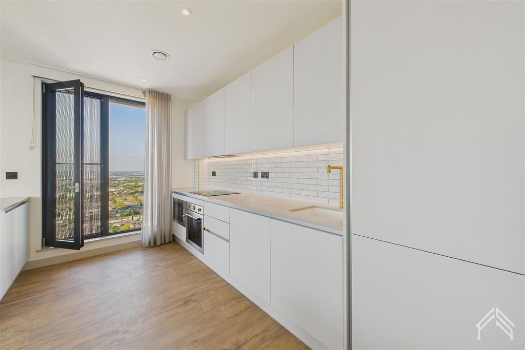 Property photo 3 of 26 8.Jpg