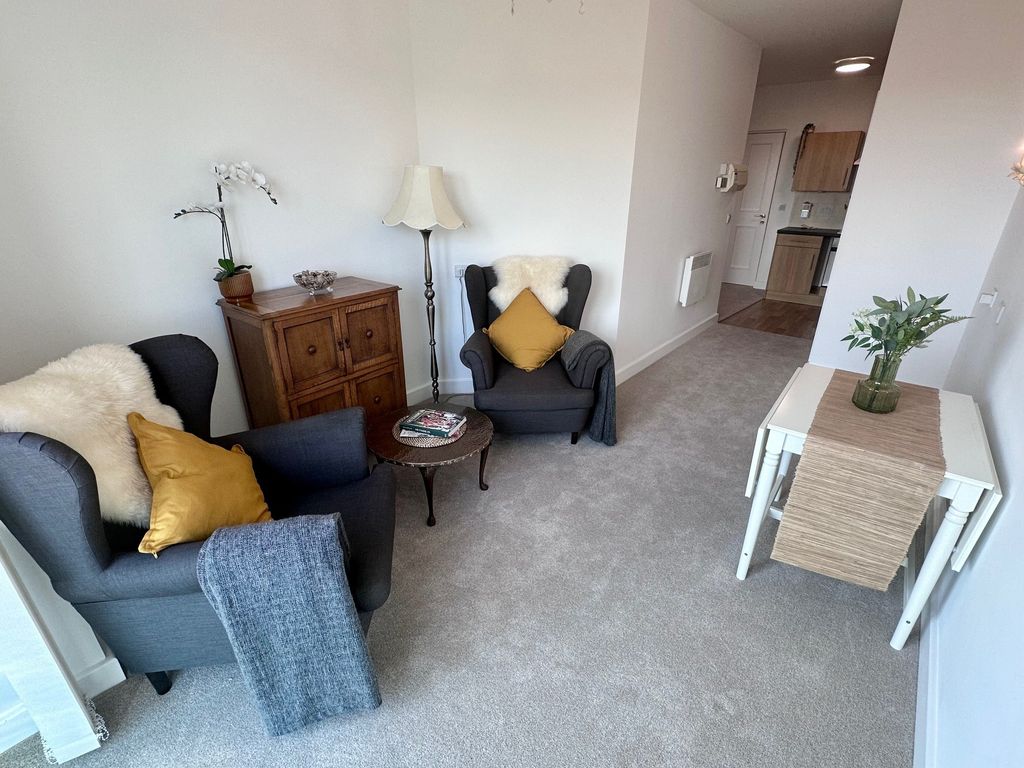 Property photo 2 of 15