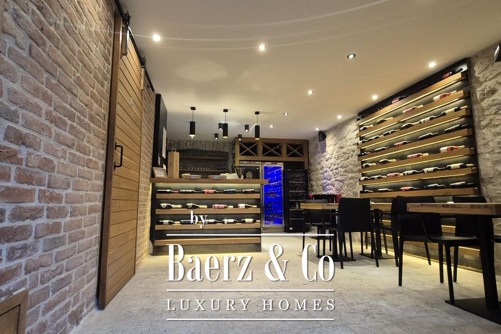 Property photo 1 of 32