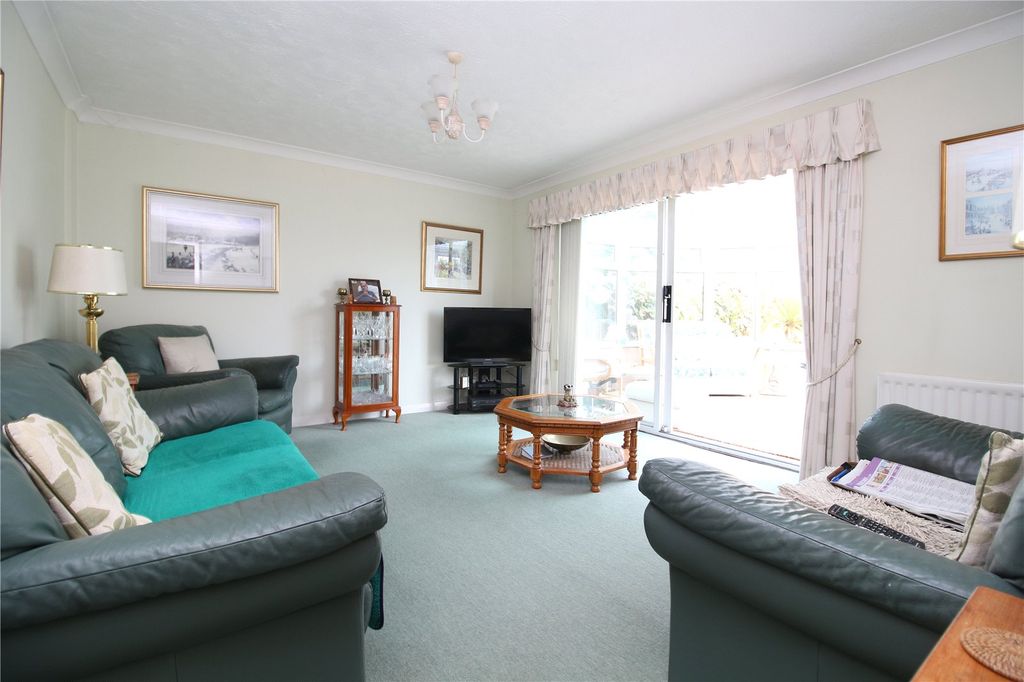 Property photo 2 of 15 Picture No. 02