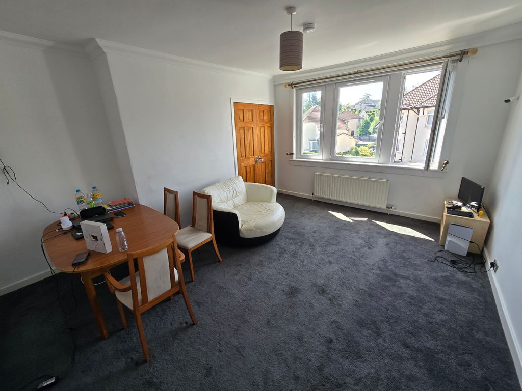 Property photo 2 of 11 2