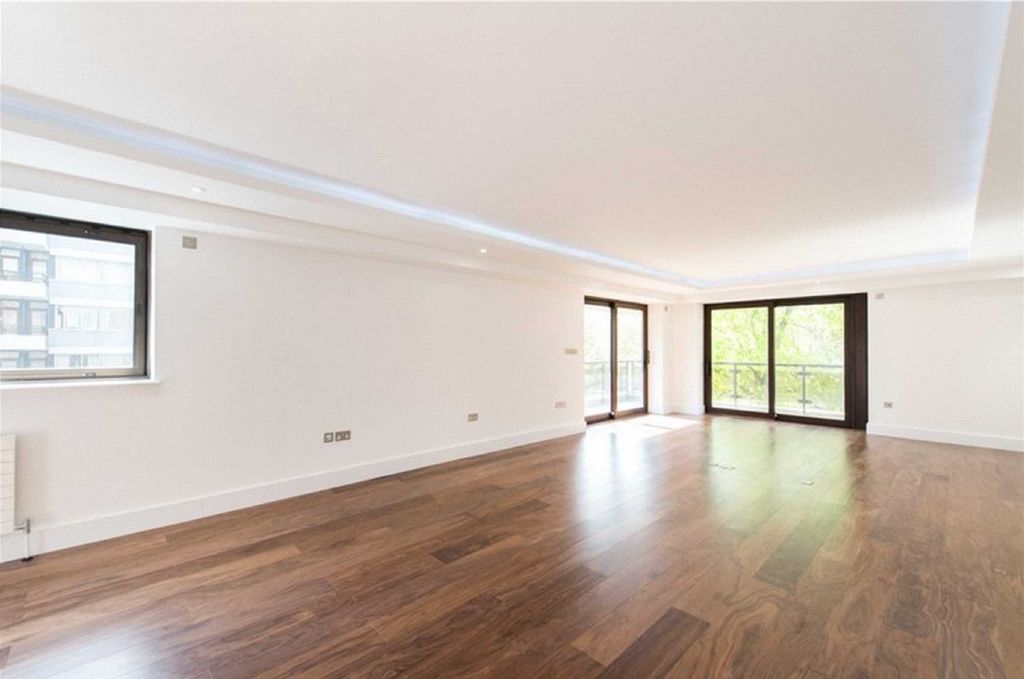 Property photo 1 of 13 Photo