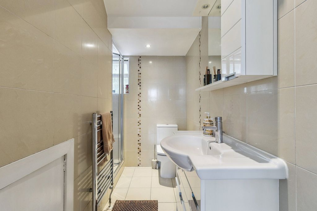 Additional image 6 of 5 bed detached house for saleWoodhall Avenue, Pinner HA5