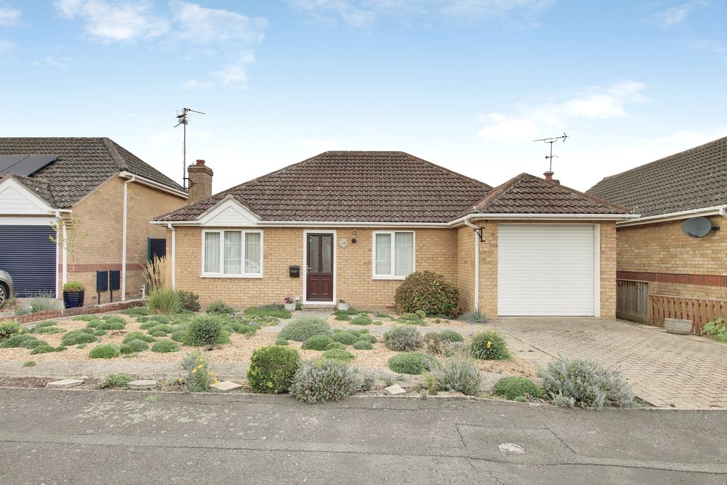 Property photo 1 of 9