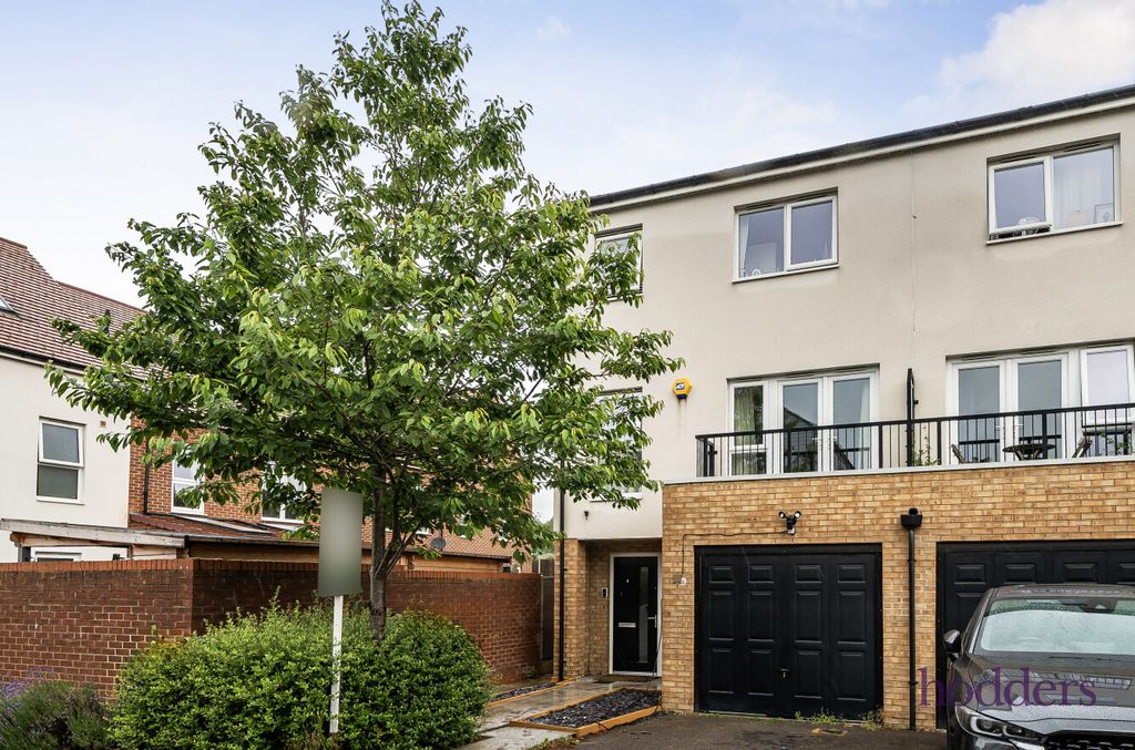 Property photo 1 of 23 56F0ce38-Ca46-479...