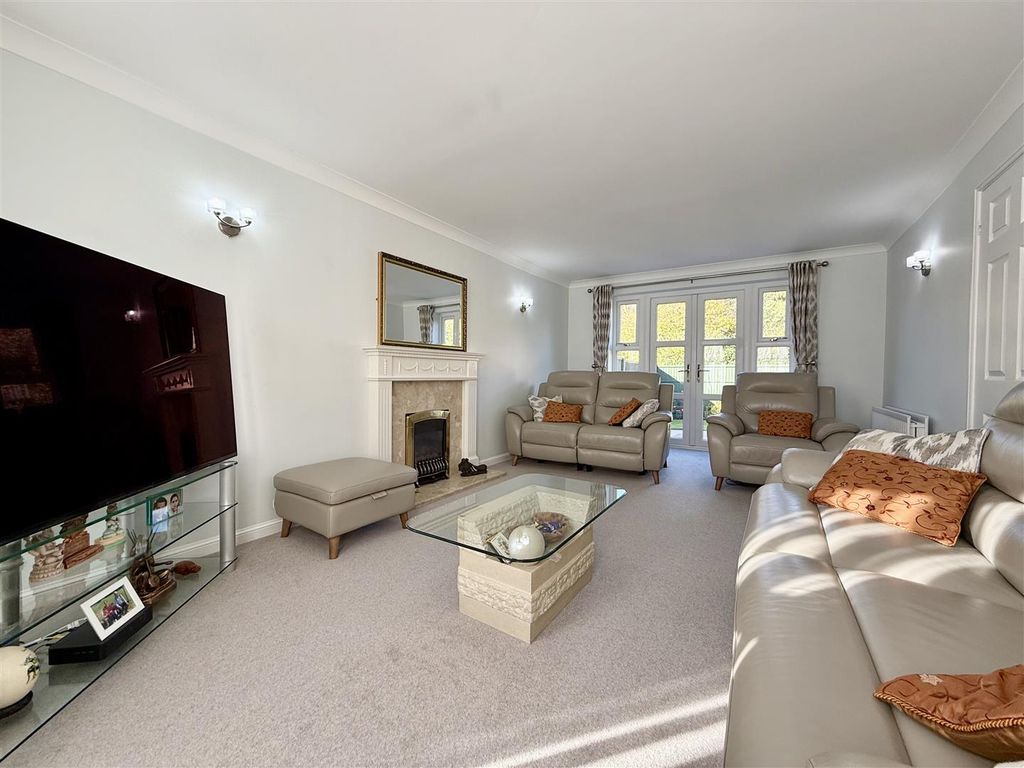 Additional image 6 of 4 bed detached house for saleOakley Drive, Loughborough LE11
