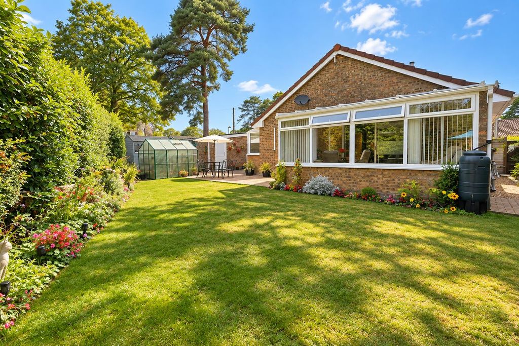 Property photo 3 of 23
