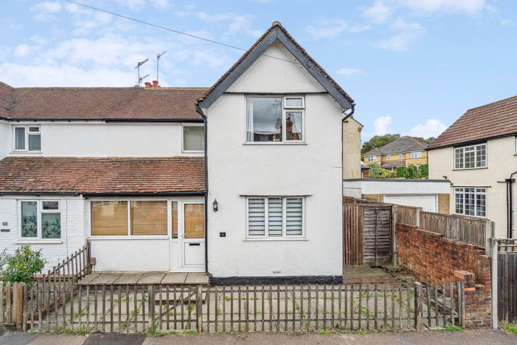 Property photo 1 of 11