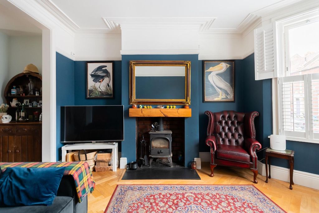 Property photo 1 of 32 6D4Rwh - Living Room A.Jpg