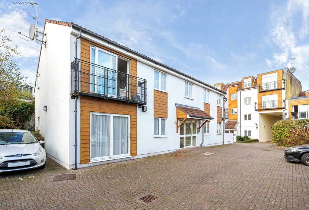 Property photo 3 of 11 Picture No. 09