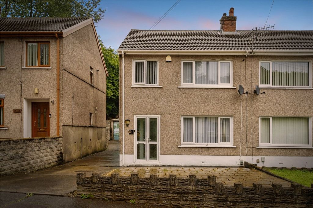 Property photo 1 of 18 Picture No. 26
