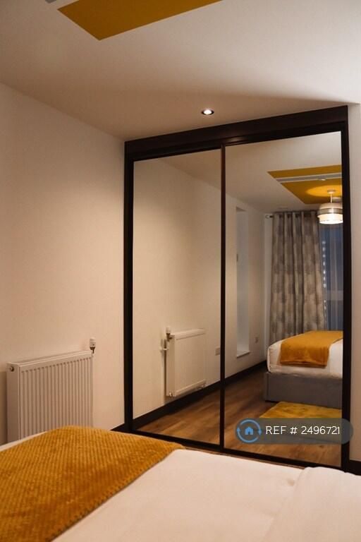 Property photo 3 of 9 Bedroom 2.Jpeg