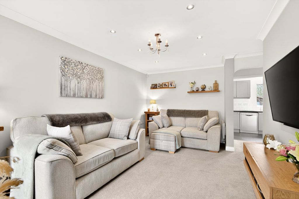 Property photo 2 of 44