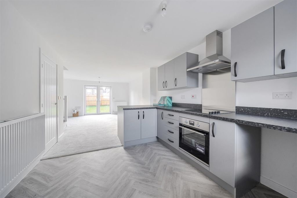 Property photo 2 of 10 1394341-7-694Bd45B1A1Ea.Jpg