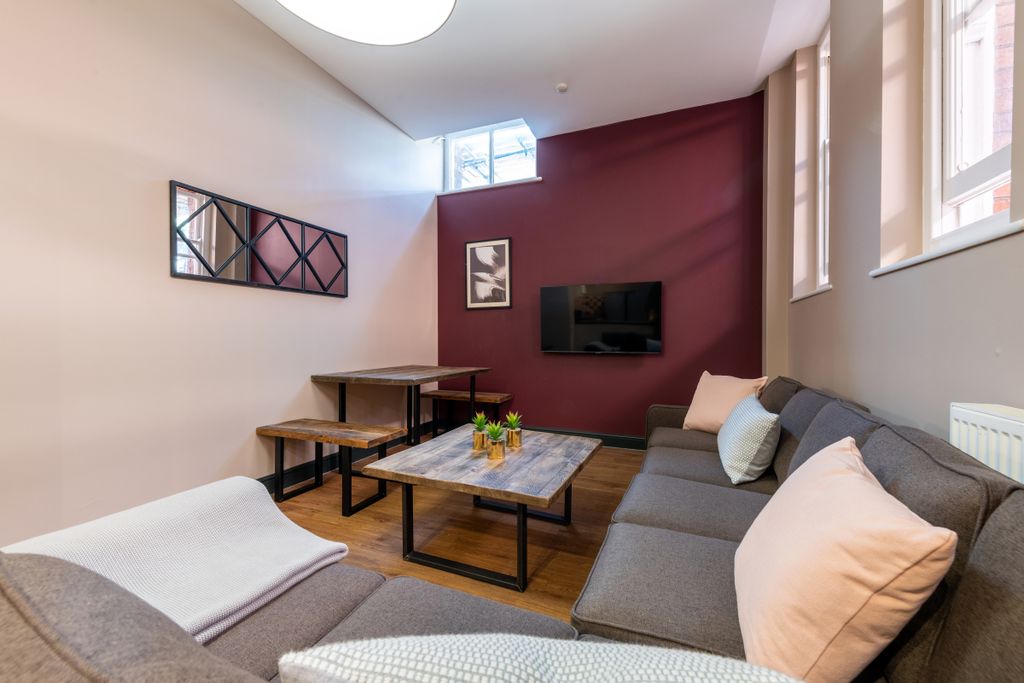 Property photo 3 of 23 Photo 2