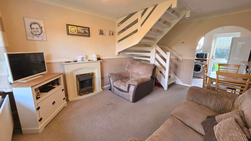 Property photo 2 of 14
