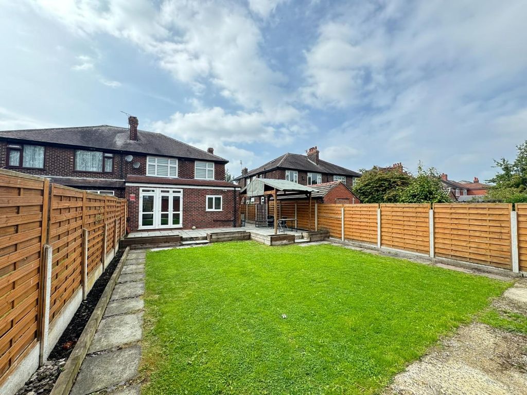 Property photo 3 of 28