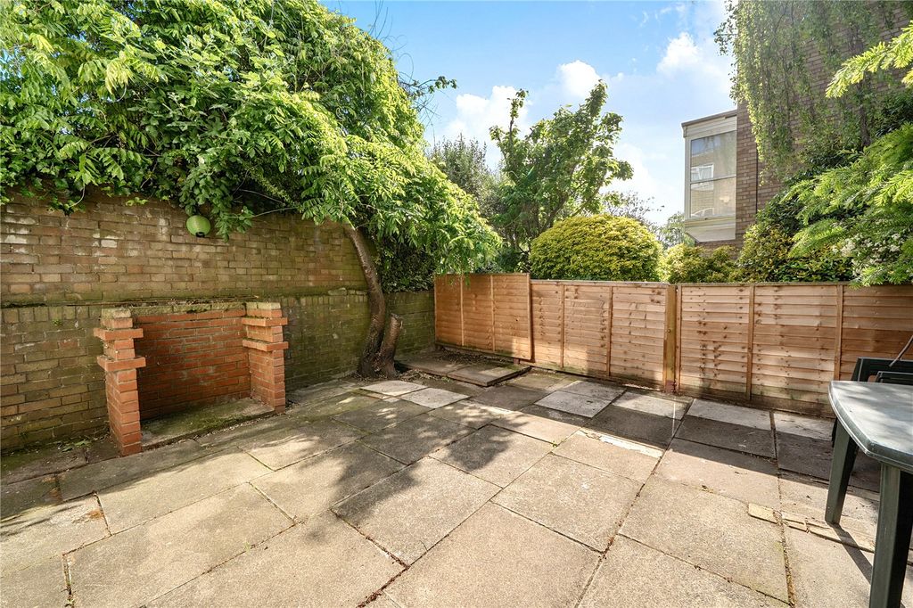 Property photo 3 of 20 Picture No. 04