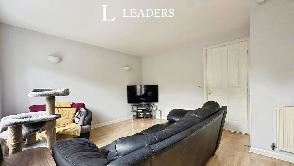 Property photo 3 of 15 Pbox-Img.Jpg