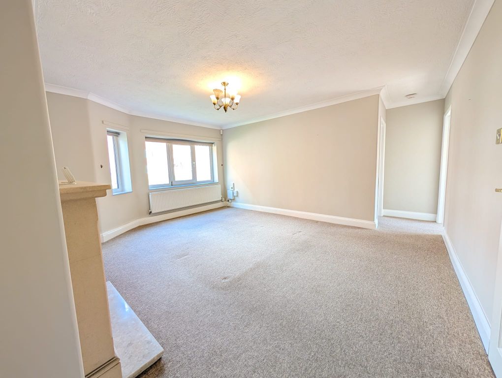 Property photo 2 of 9 Image
