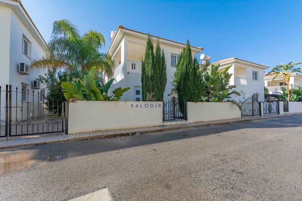 Property photo 1 of 31