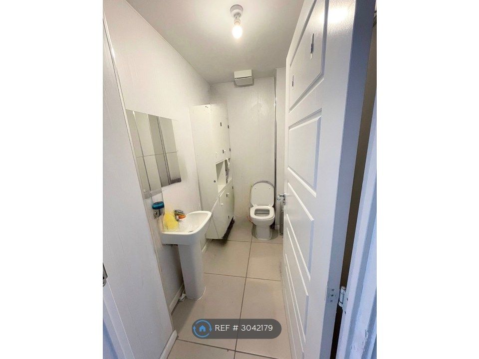 Property photo 2 of 12 Ground Floor Toilet