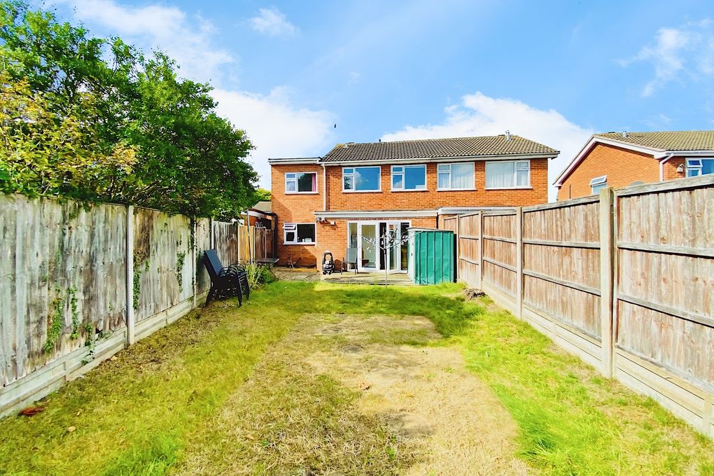 Property photo 2 of 20