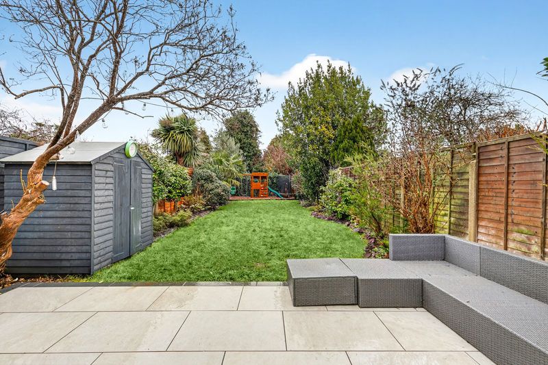 Property photo 2 of 20 Photo 3