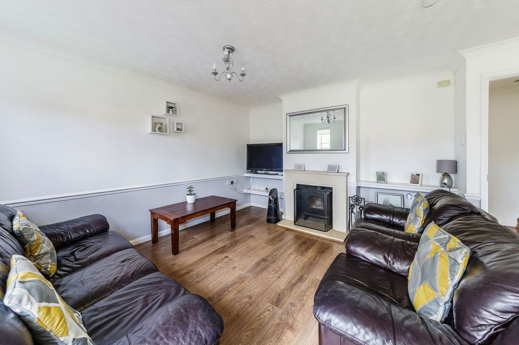 Property photo 2 of 22