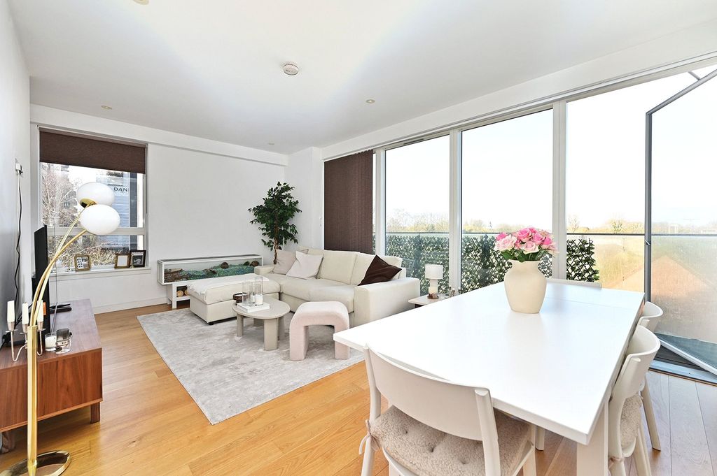 Property photo 1 of 12 Picture No. 20