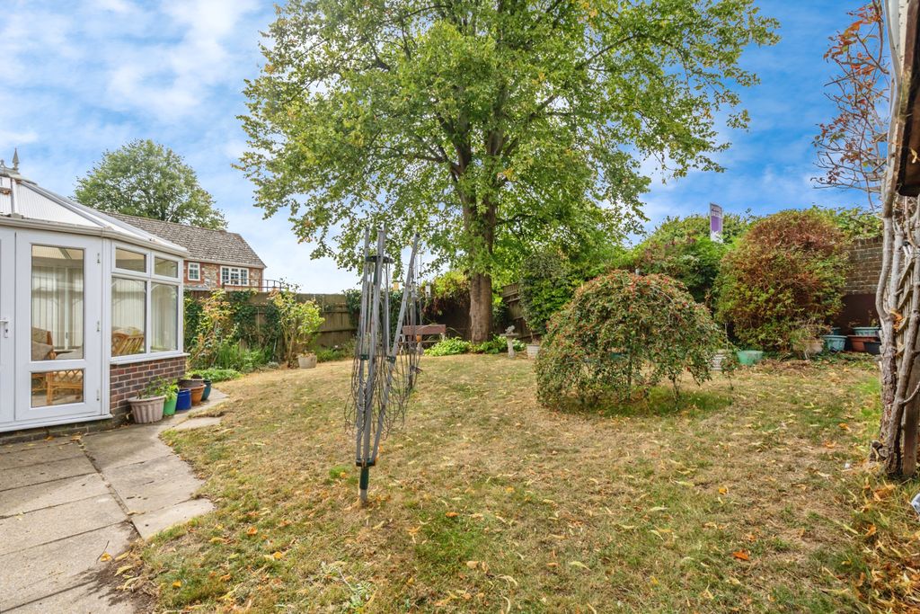 Property photo 3 of 20