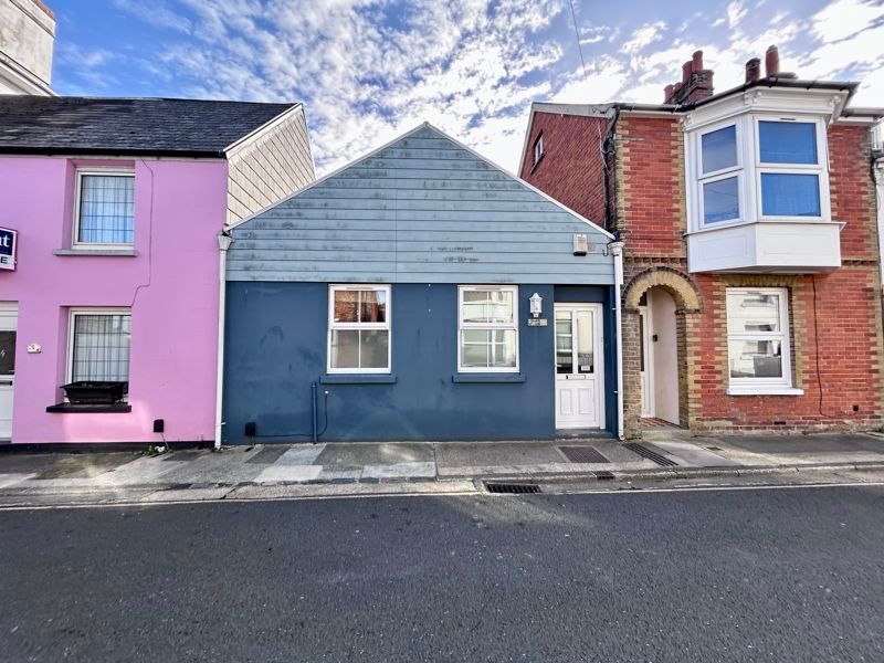 Property photo 1 of 11 Photo 1