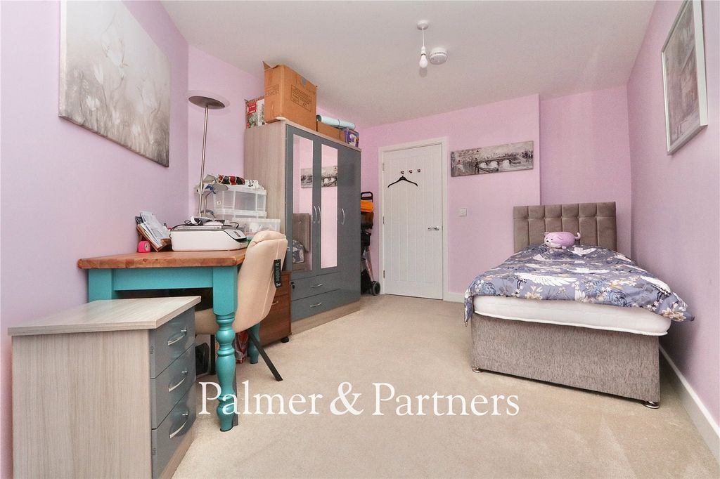 Additional image 15 of 2 bed flat for saleLower Brook Street, Ipswich, Suffolk IP4