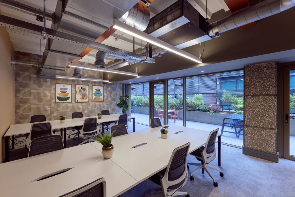 Property photo 1 of 13 Office