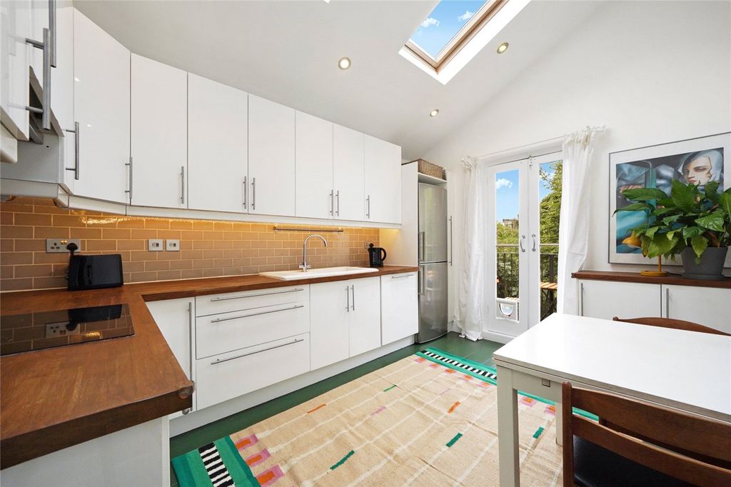 Property photo 3 of 15 Picture No. 09