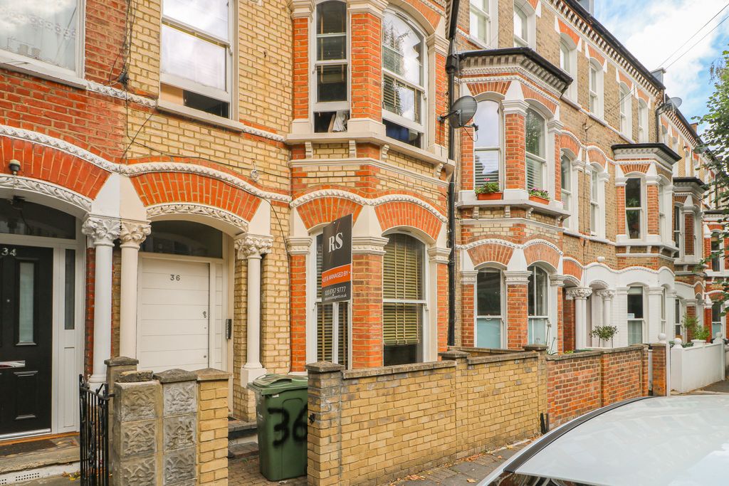 Property photo 2 of 15