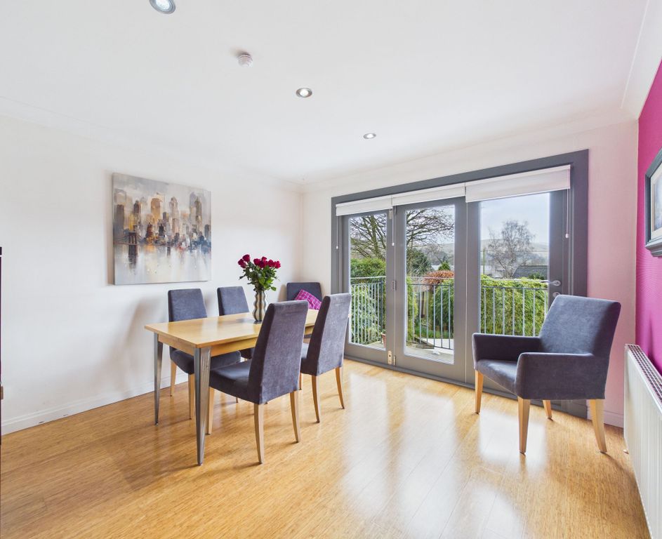 Property photo 3 of 18 Dining Room
